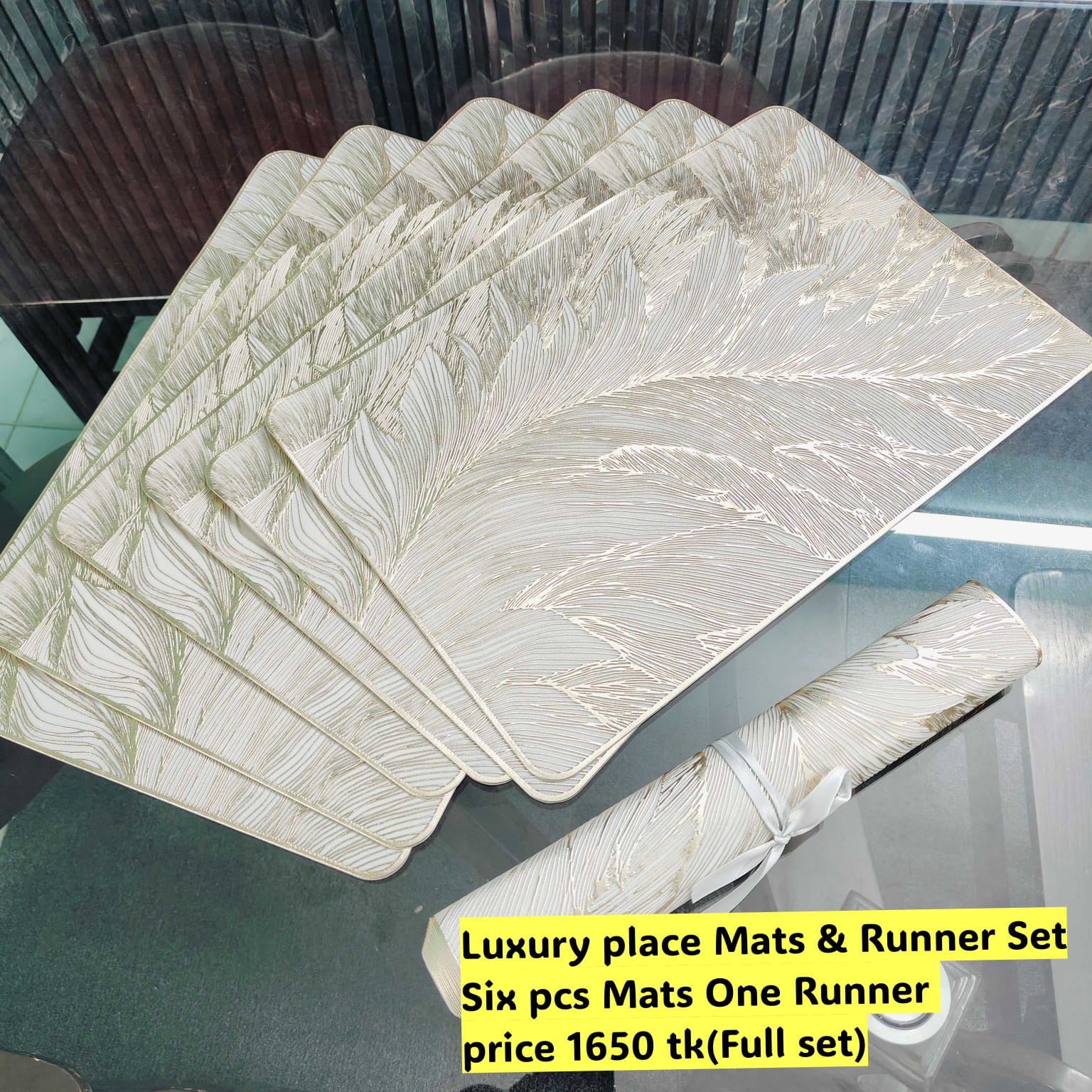 New Square Table Runner With 6 Pieces Mats 7 pcs Set 1009