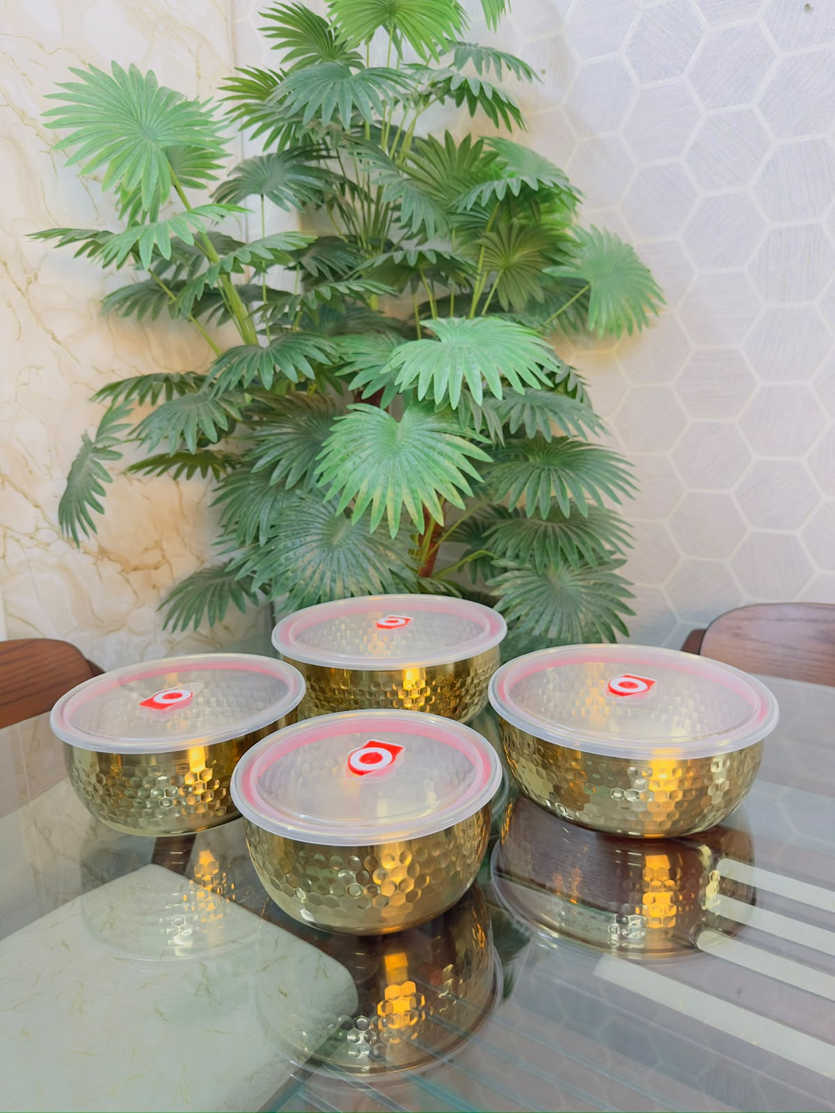 Premium 4 Pcs Stone Design Bati with Airtight Lid